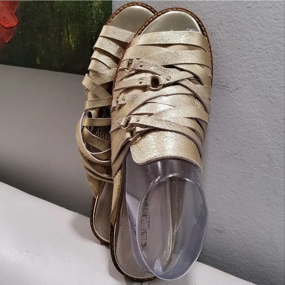 Kelsi Dagger gold metallic